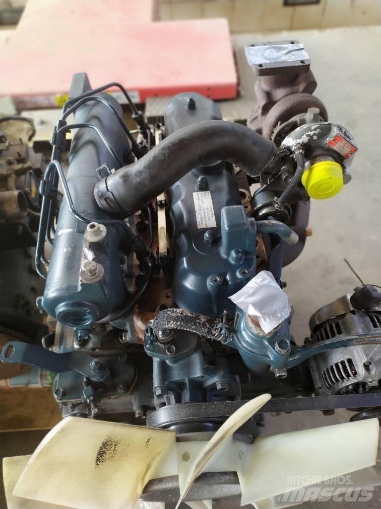 Kubota V 2003 T Moottorit