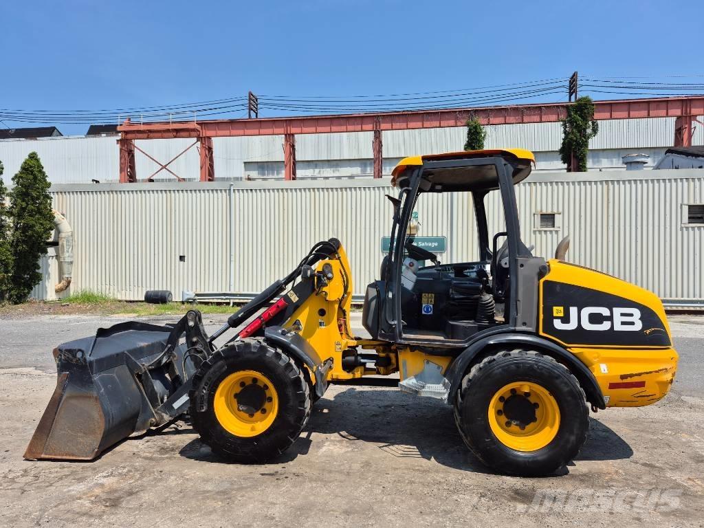 JCB 406 B Pyöräkuormaajat