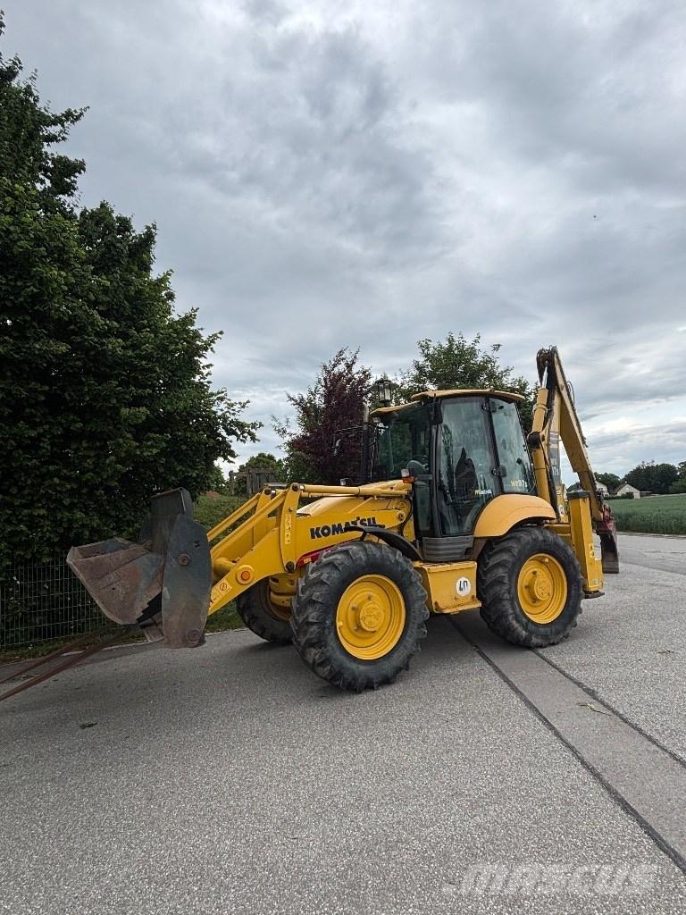 Komatsu WB 97 S Kaivurikuormaajat