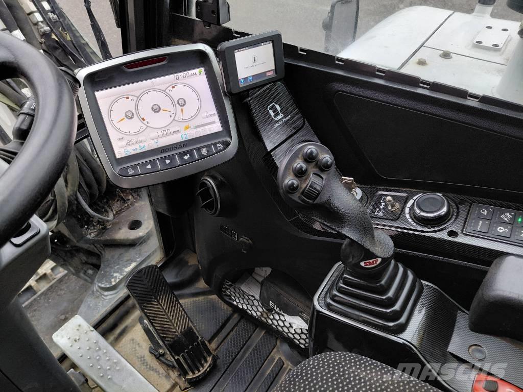 Bobcat E 57 W Pyöräkaivukoneet