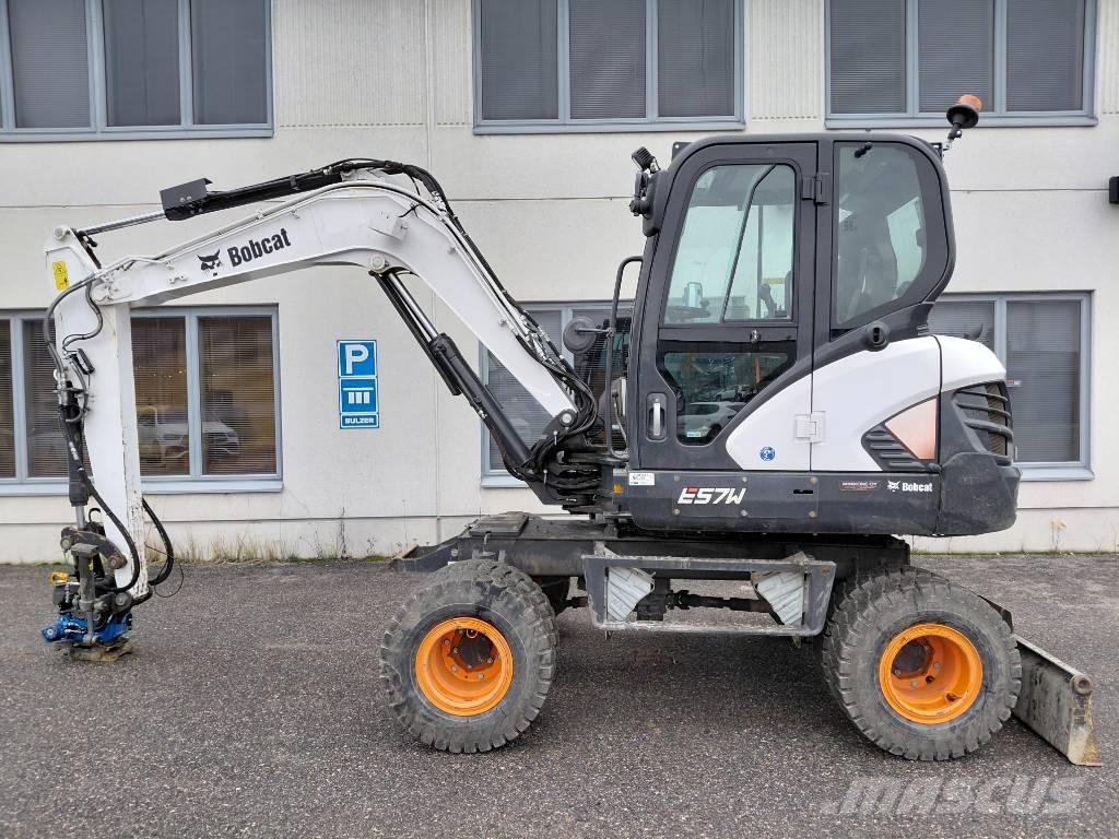 Bobcat E 57 W Pyöräkaivukoneet