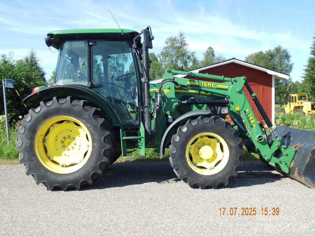 John Deere 5100 M Traktorit