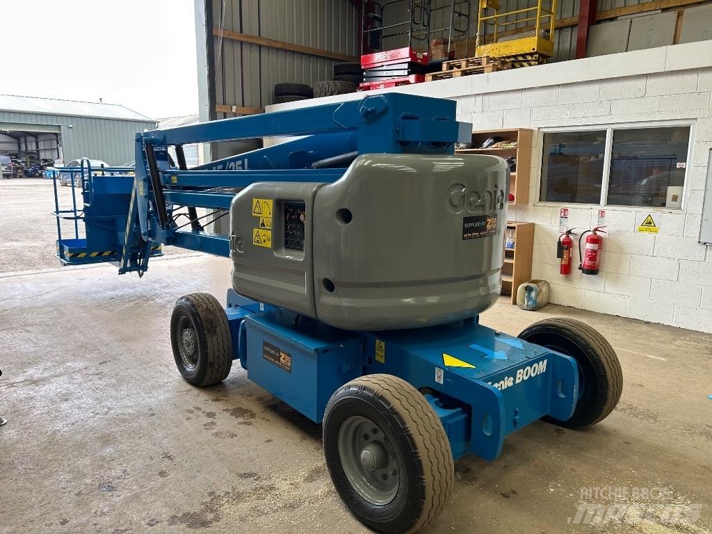 Genie Z45/35J DC Kuukulkijat