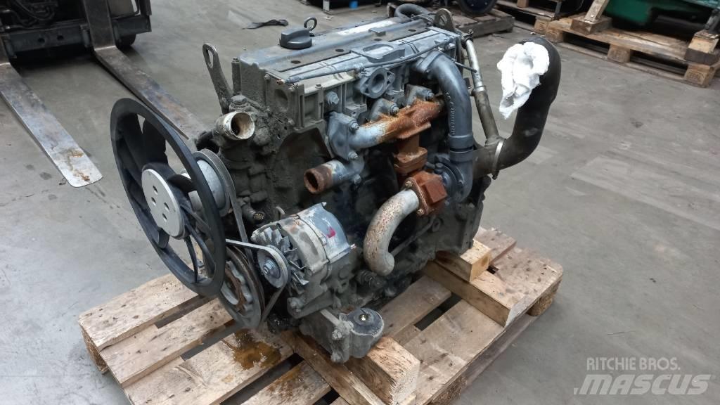 Deutz BF4M1012E Moottorit