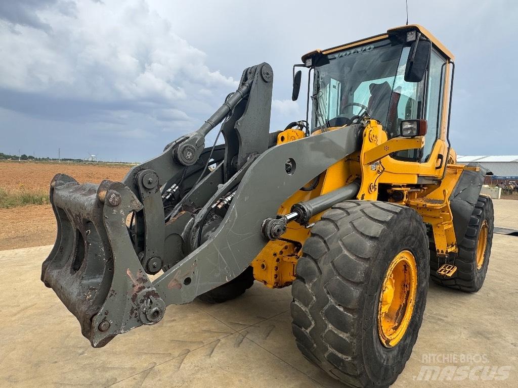 Volvo L90F Pyöräkuormaajat