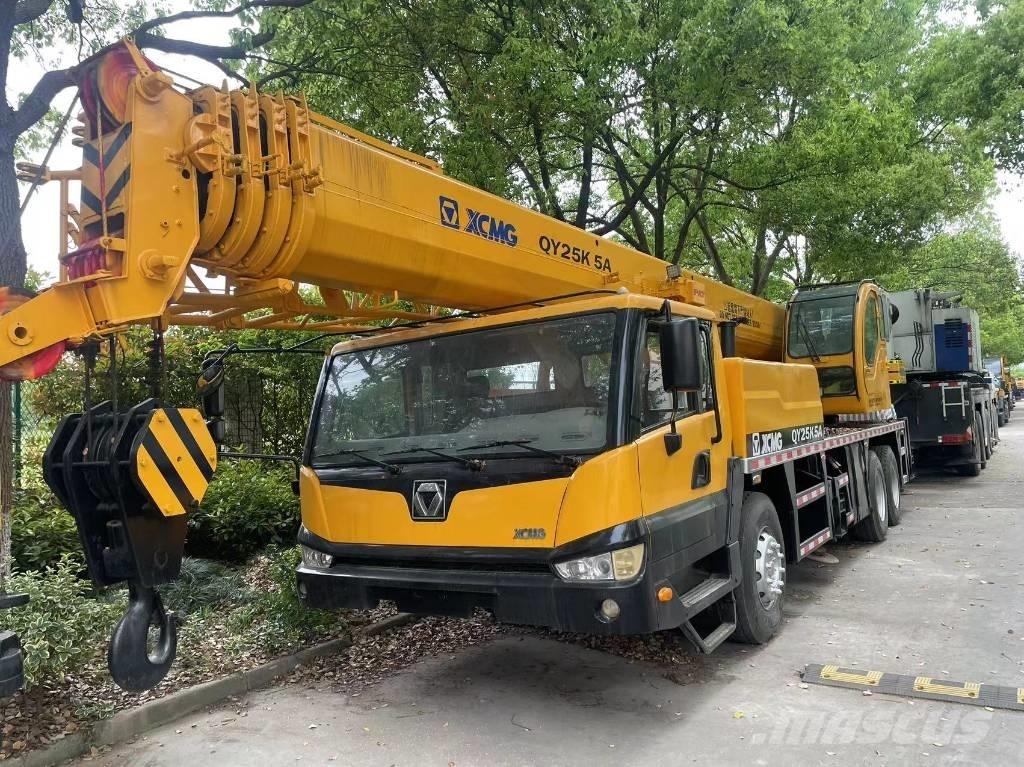 XCMG XCT25 Mobiilinosturit