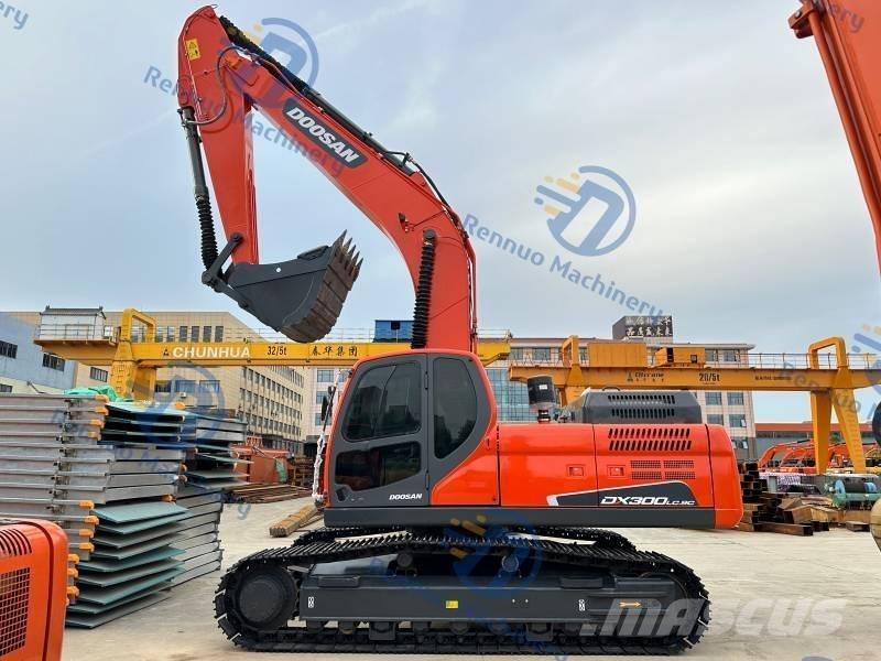 Doosan DX 300LC-9C Telakaivukoneet