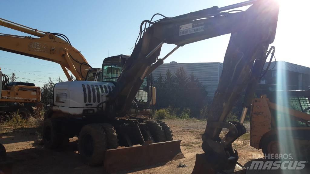 Terex Schaeff HML42 Pyöräkaivukoneet