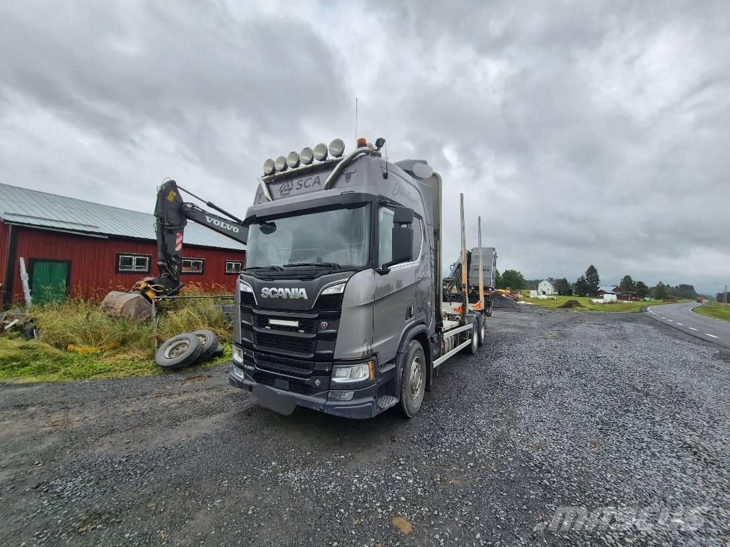 Scania R 650 Puuautot