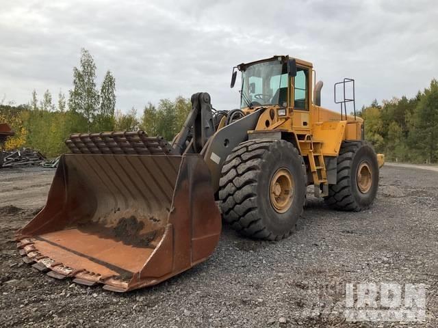 Volvo L 220 E Pyöräkuormaajat