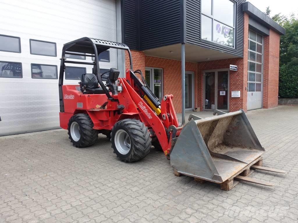 Macks 340 Pienkuormaajat
