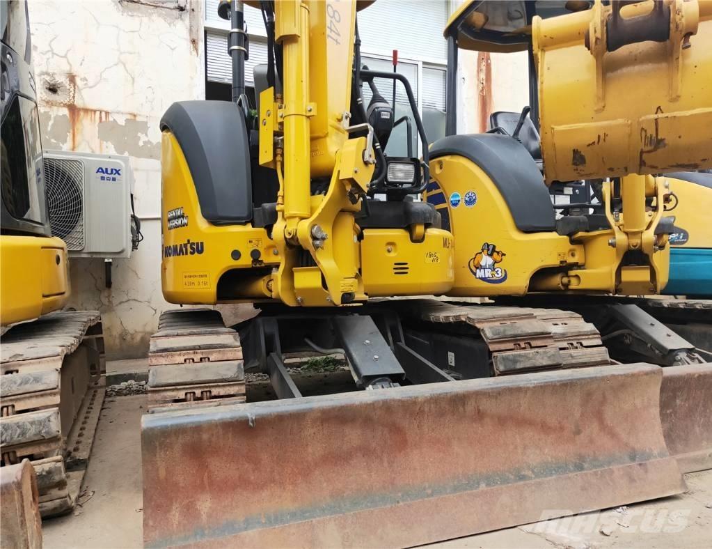 Komatsu PC30MR-5 Minikaivukoneet < 7t
