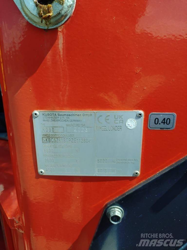Kubota R 090 Pyöräkuormaajat