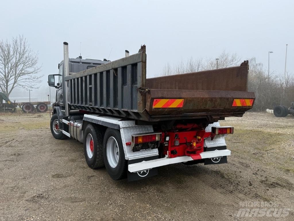 Scania T 144-530 Sora- ja kippiautot