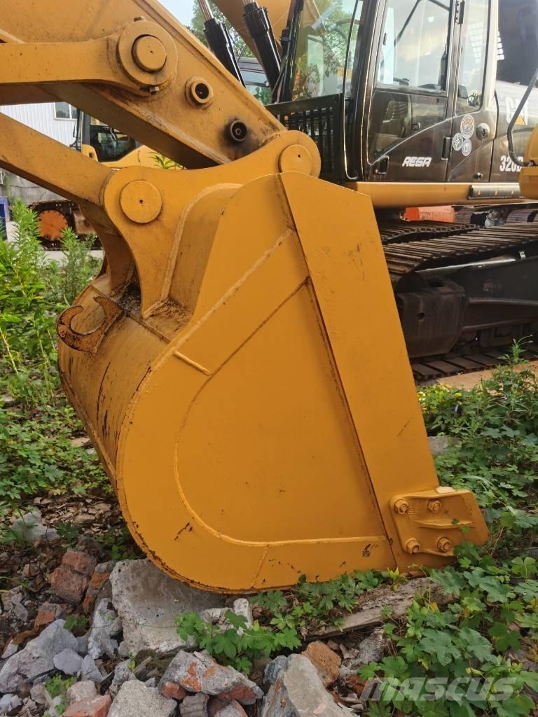 Komatsu PC 220-7 Telakaivukoneet