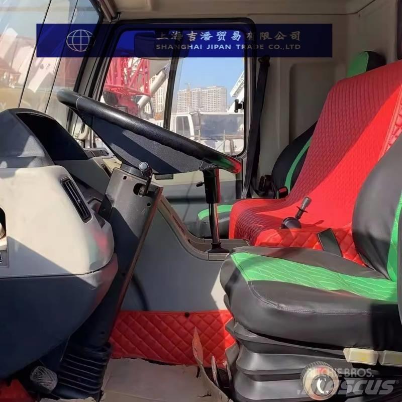 Zoomlion QY 30 V Mobiilinosturit