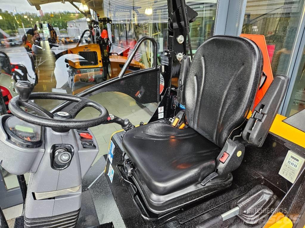 GiANT g2700hd + x-tra Pienkuormaajat