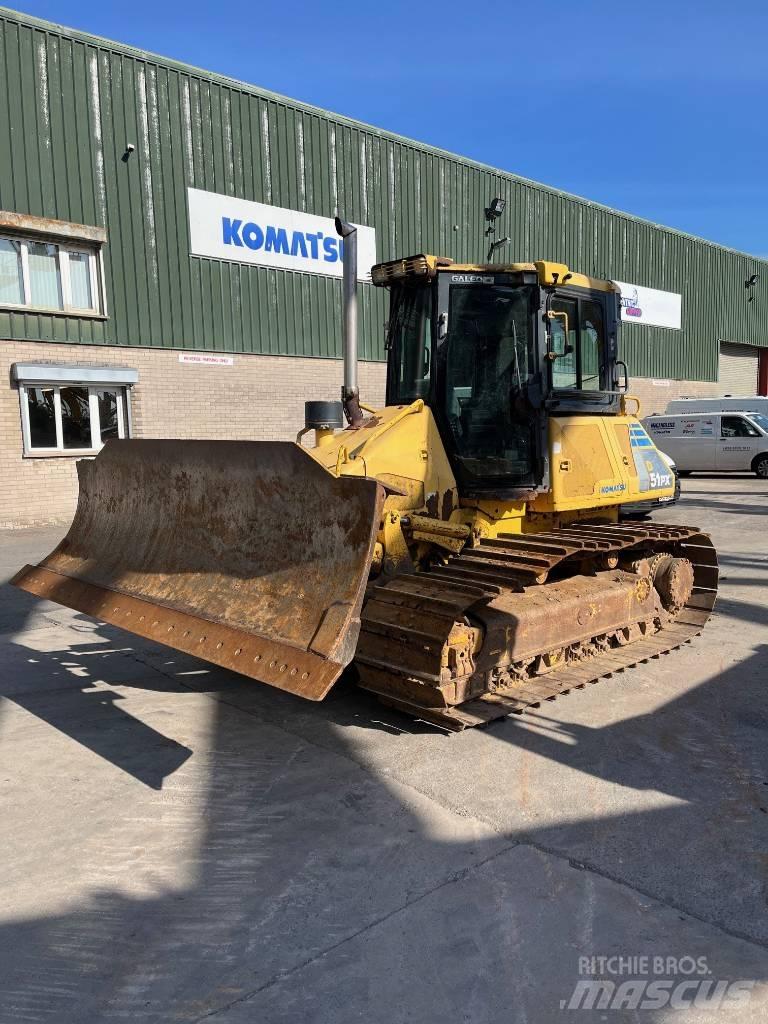 Komatsu D 51 PX-22 Telaketjupuskutraktorit