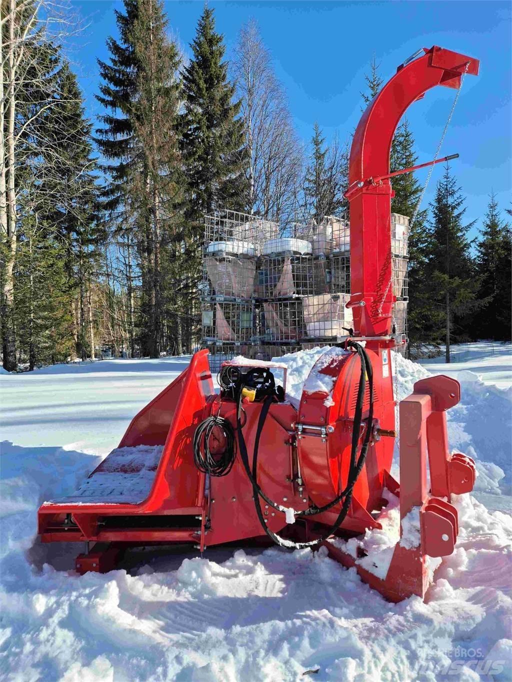Farmi 260 OEM Pilkekoneet, klapikoneet, hakkurit ja sirkkelit