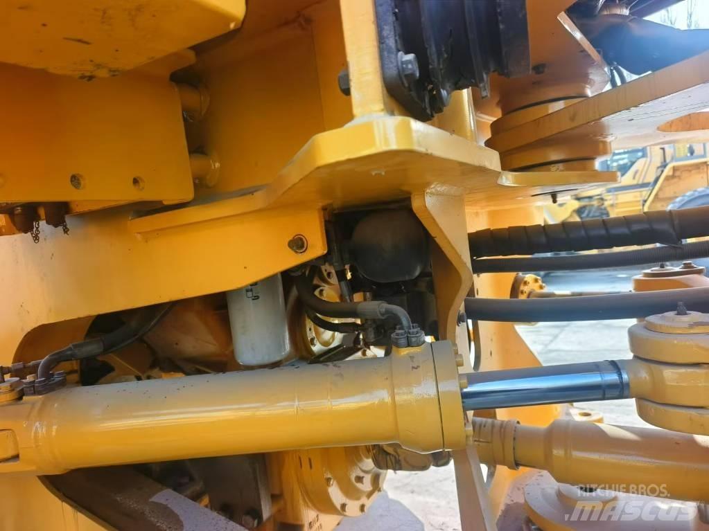 Volvo L 180 F Pyöräkuormaajat