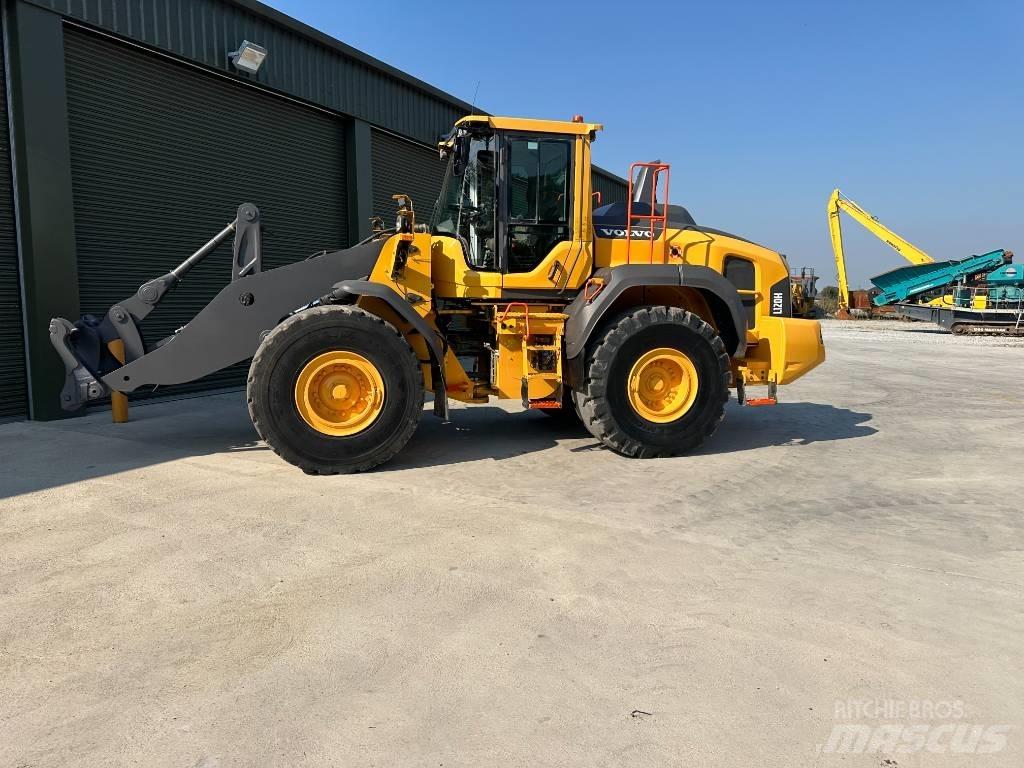 Volvo L 120 H Pyöräkuormaajat