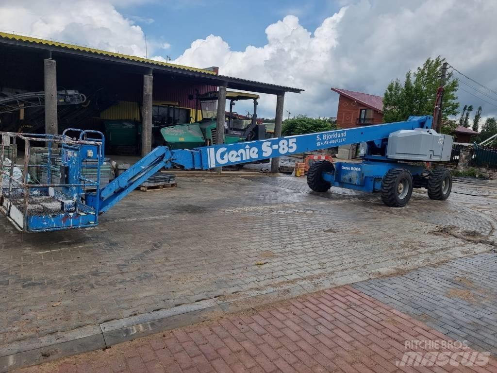 Genie S 85 4X4 Teleskooppipuominostimet