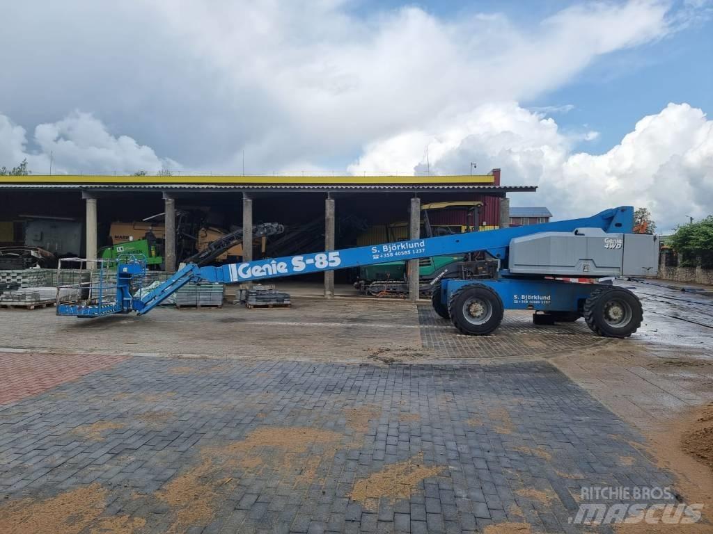 Genie S 85 4X4 Teleskooppipuominostimet