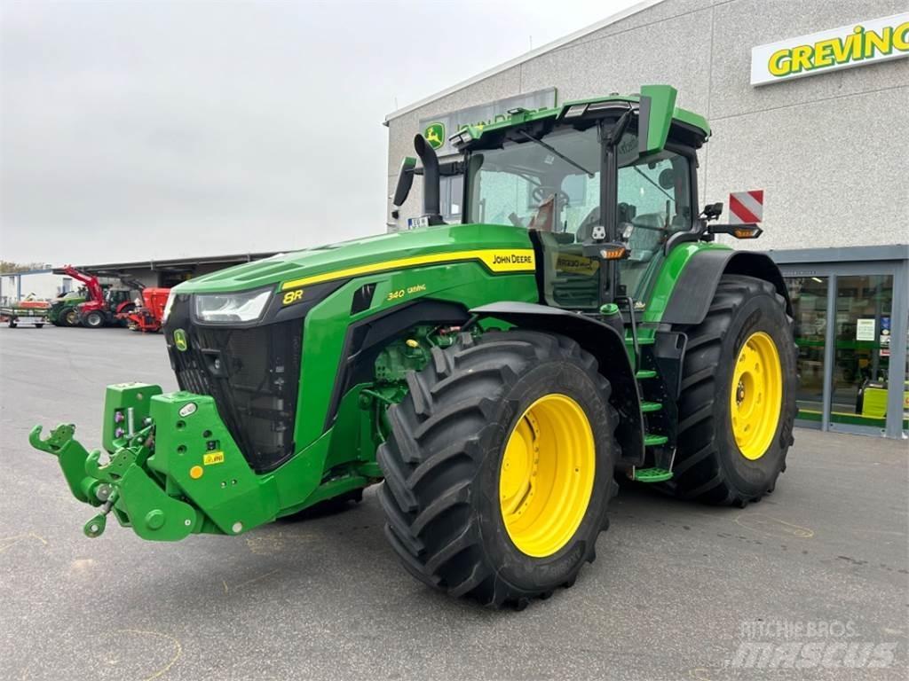 John Deere 8R340 Traktorit