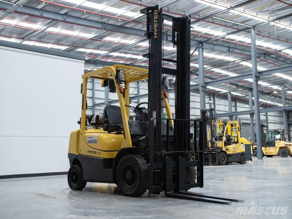 Hyster H2.5XT Nestekaasutrukit
