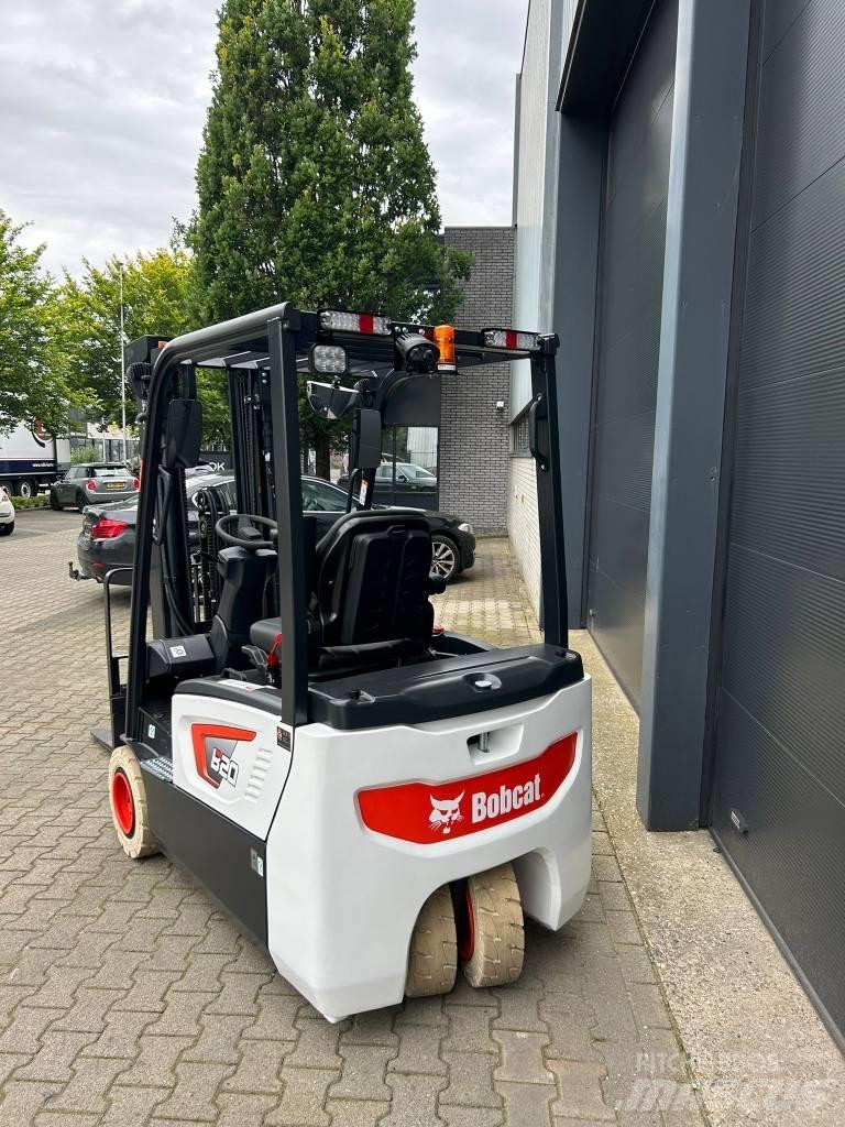 Bobcat B 20 T-7 Plus Sähkötrukit