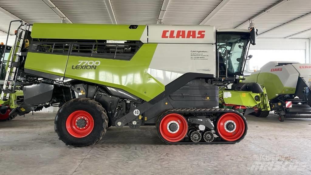 CLAAS LEXION 7700 TT Leikkuupuimurit