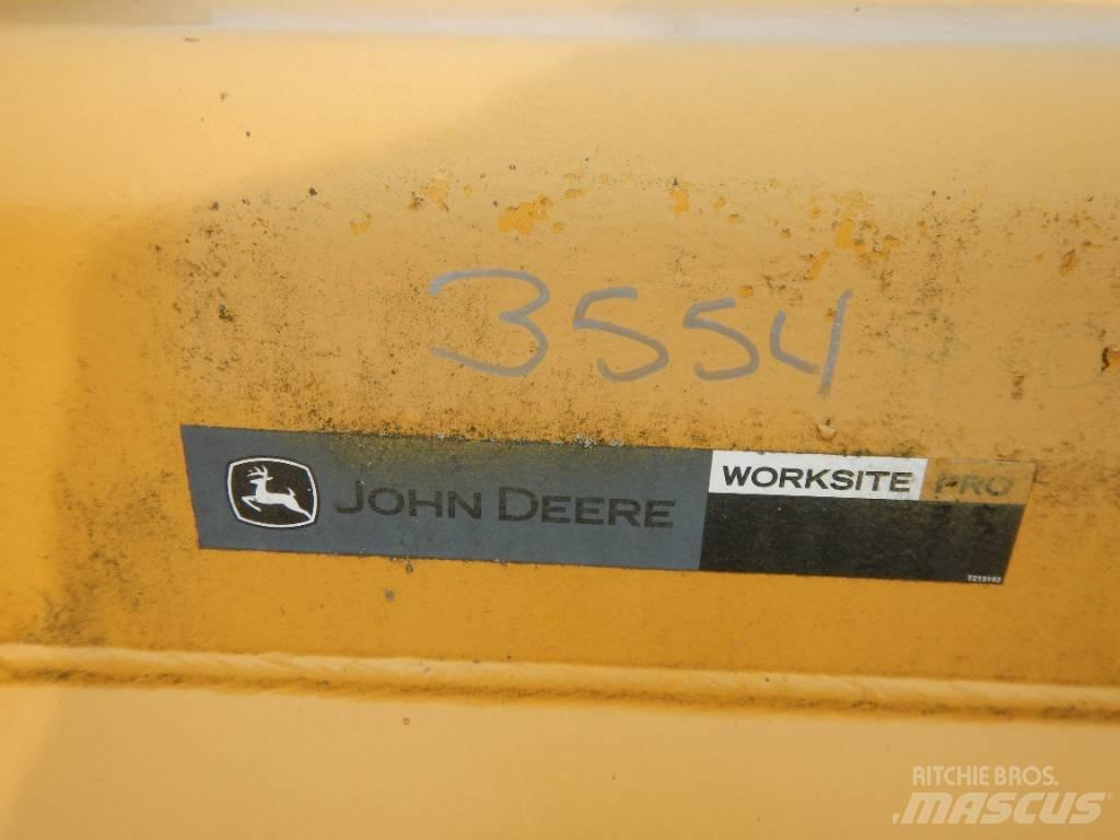 John Deere AT340424 Kauhat