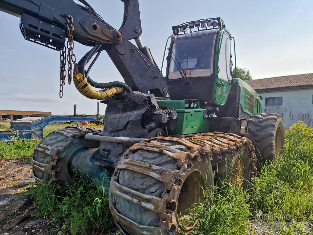 John Deere 1170E Harvesterit