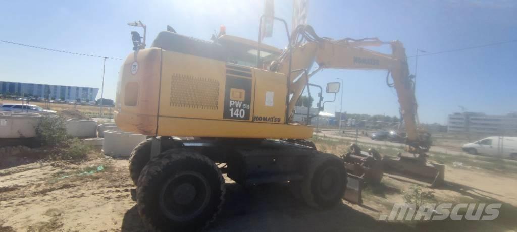 Komatsu PW 140-7 Pyöräkaivukoneet