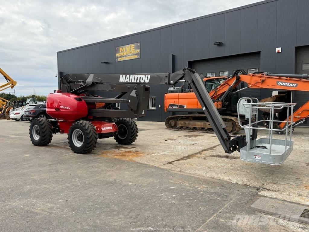Manitou ATJ 200 Teleskooppipuominostimet