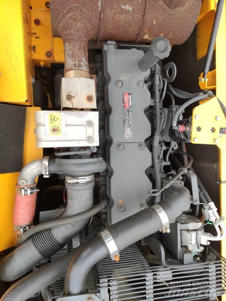 Komatsu PC 200 LC-8L Telakaivukoneet