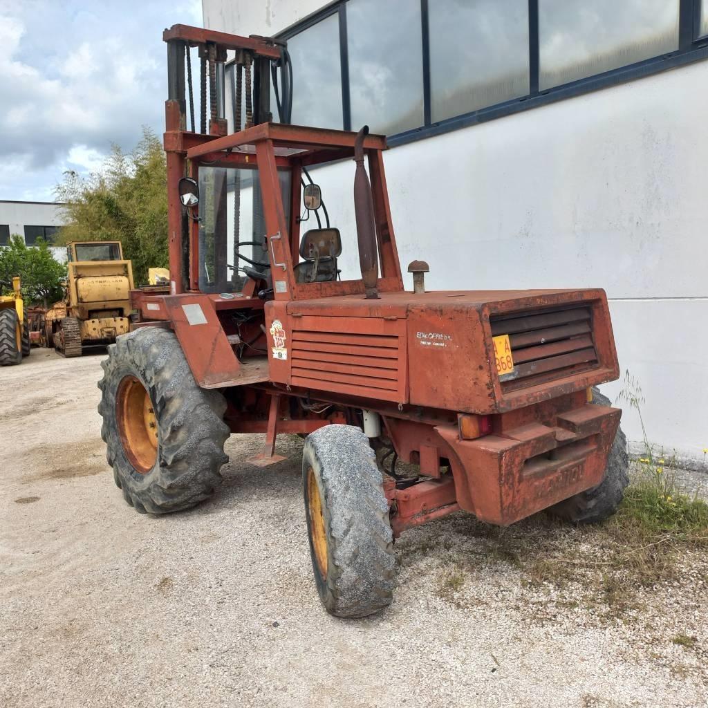 Manitou 4RM30G Dieseltrukit