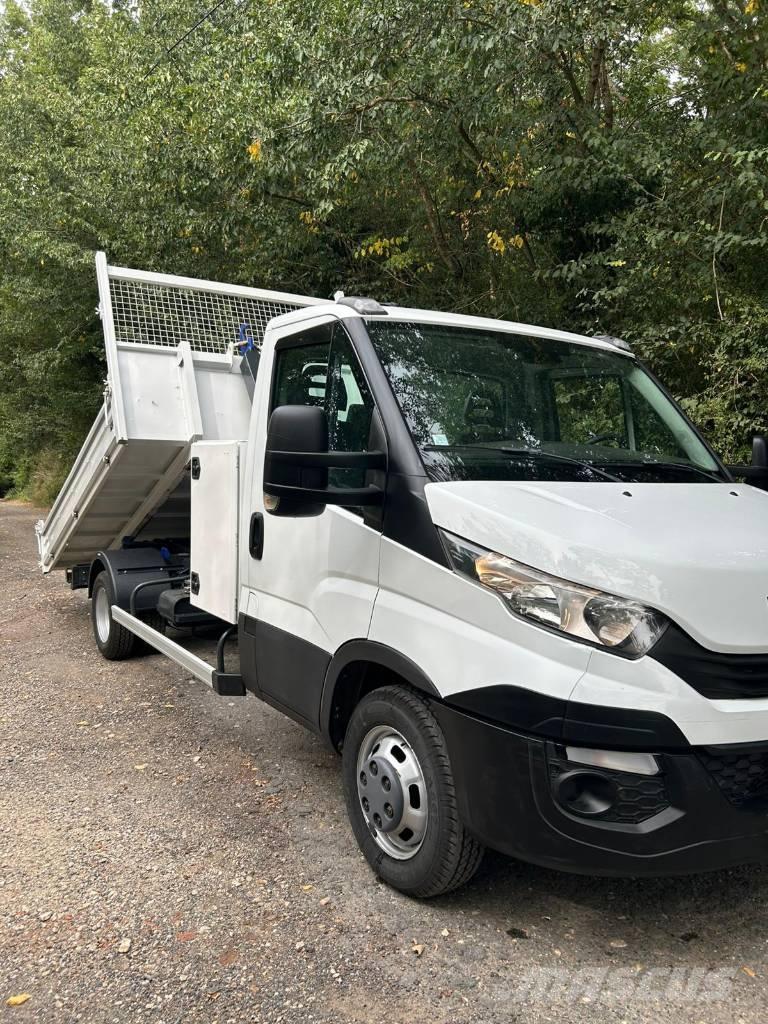 Iveco Daily 35C16 Jakeluautot