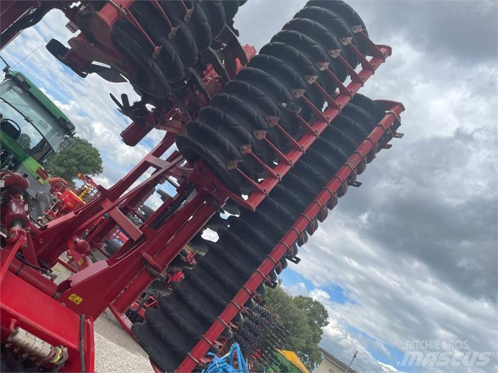 Horsch Joker 10RT Kiekkomultaimet ja lautasäkeet