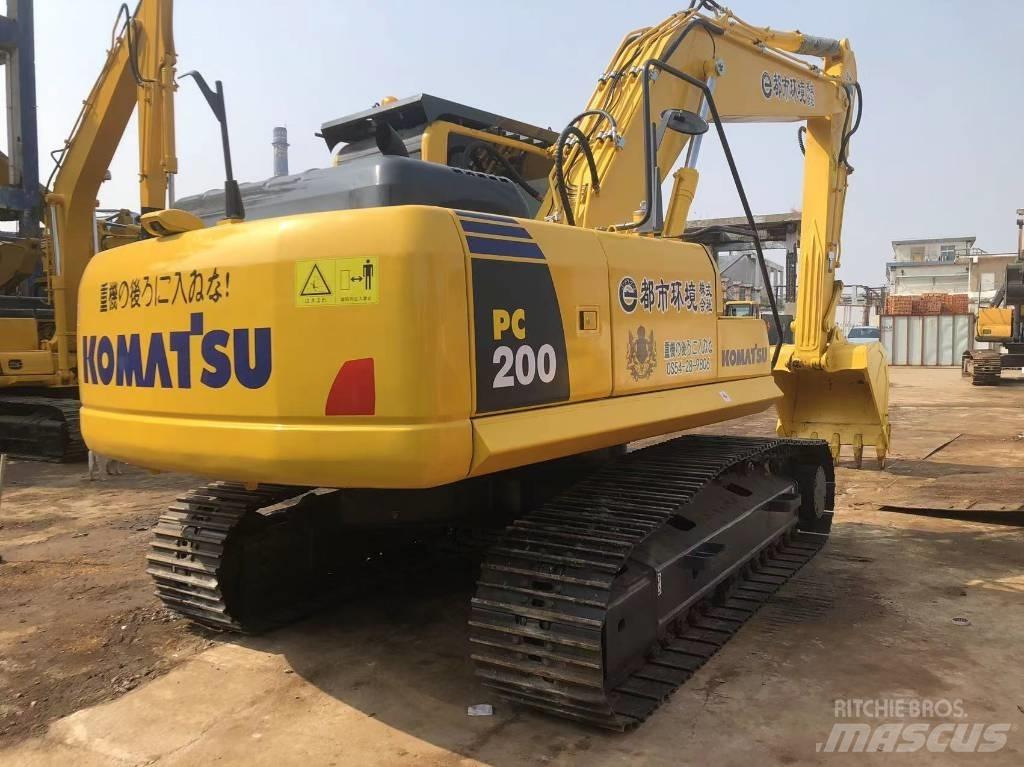 Komatsu PC 220-8 Telakaivukoneet