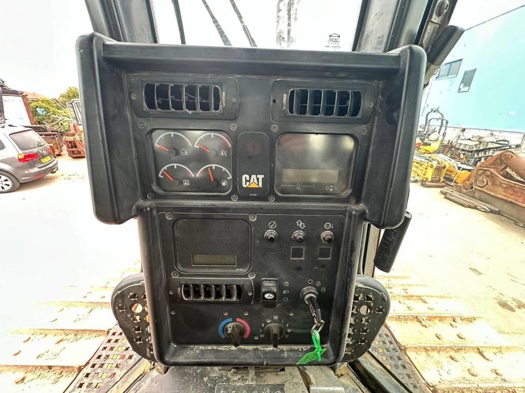 CAT D 6 N LGP Telaketjupuskutraktorit