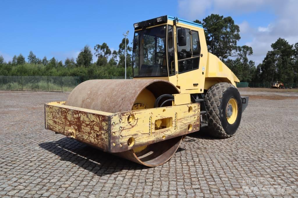 Bomag BW 219 DH-3 Yksivalssijyrät