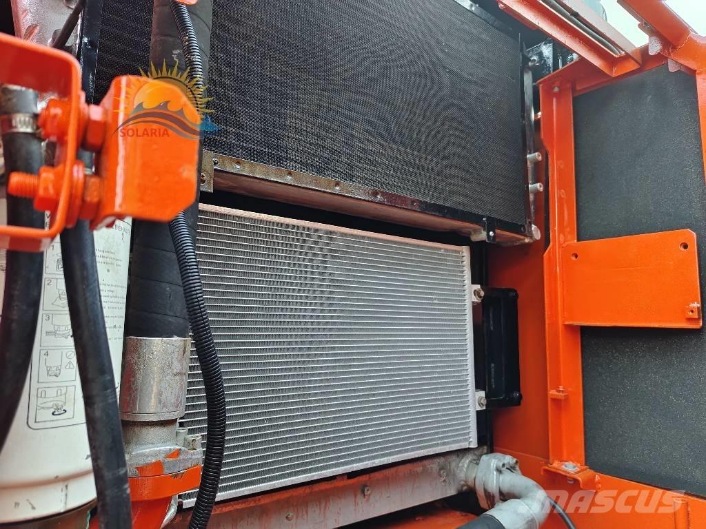 Doosan DX 300 LC Telakaivukoneet