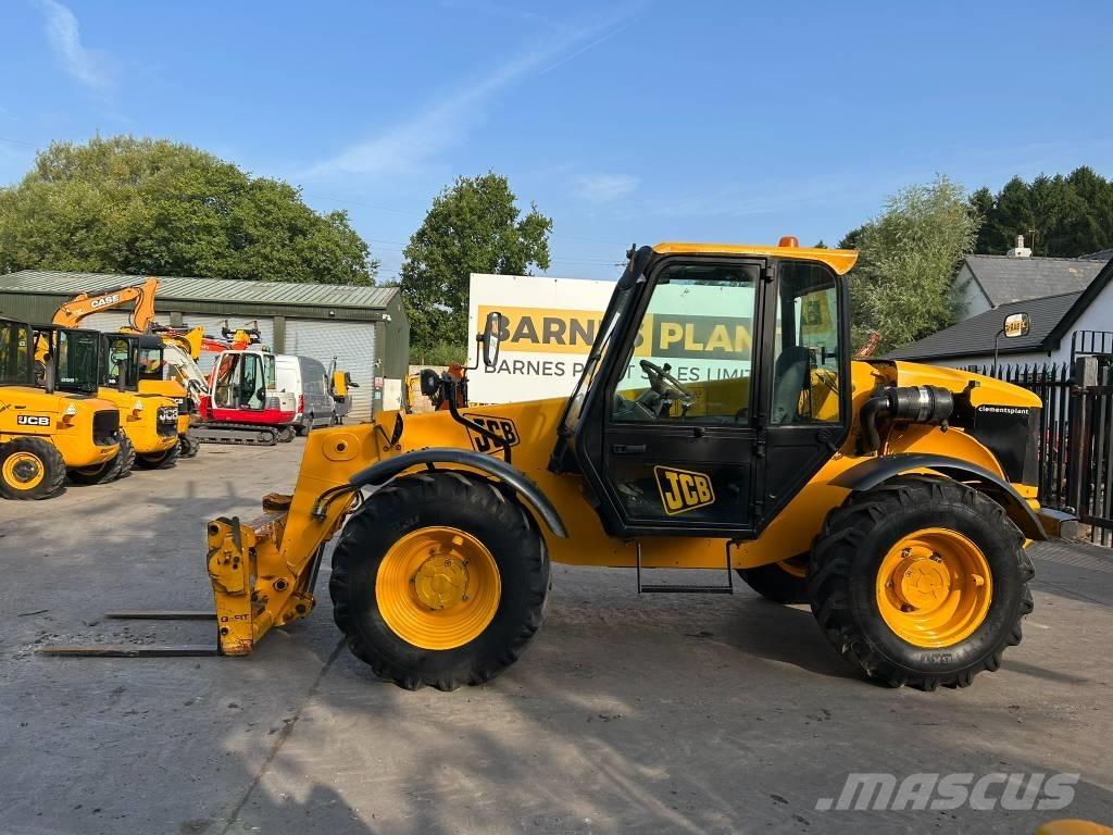 JCB 528 S Kurottajat