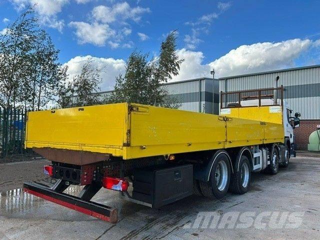Scania P 320 Lava-kuorma-autot