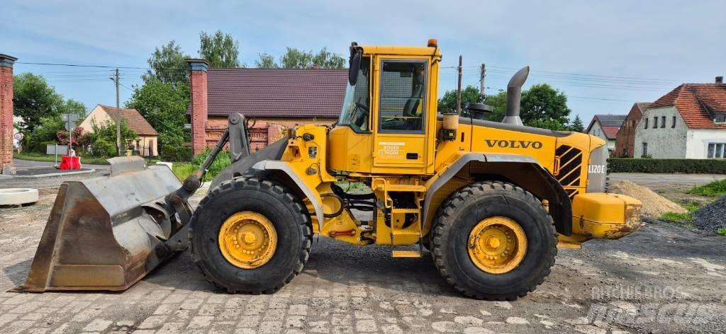 Volvo L 120 E Pyöräkuormaajat