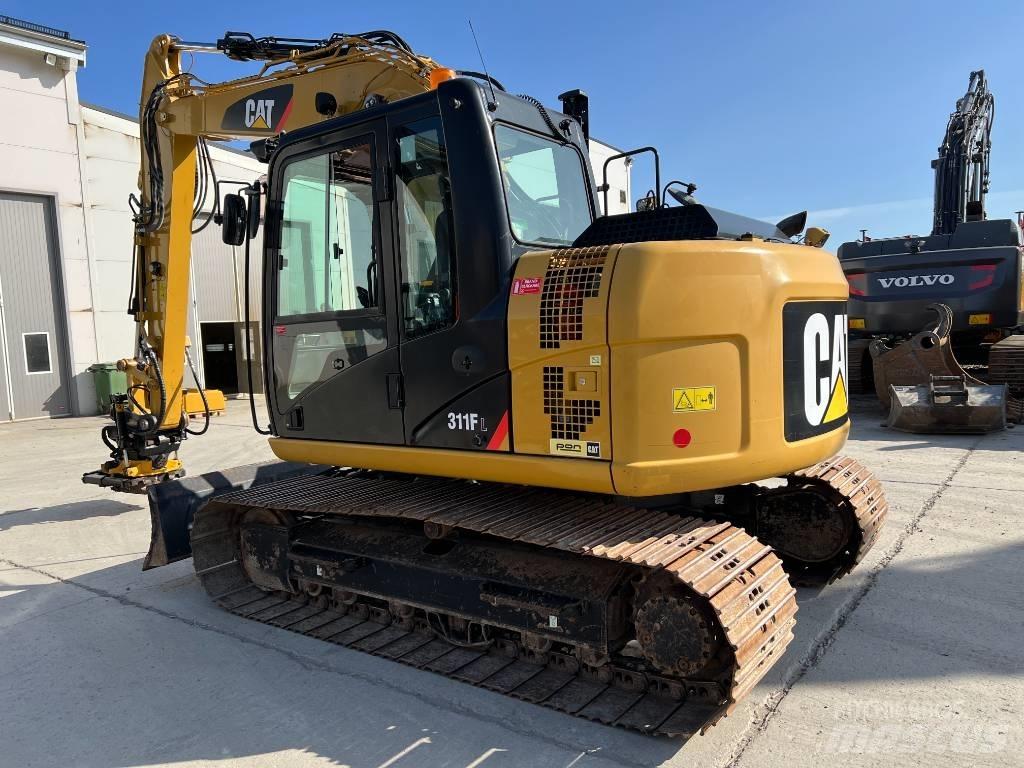 CAT 311 F LRR Telakaivukoneet