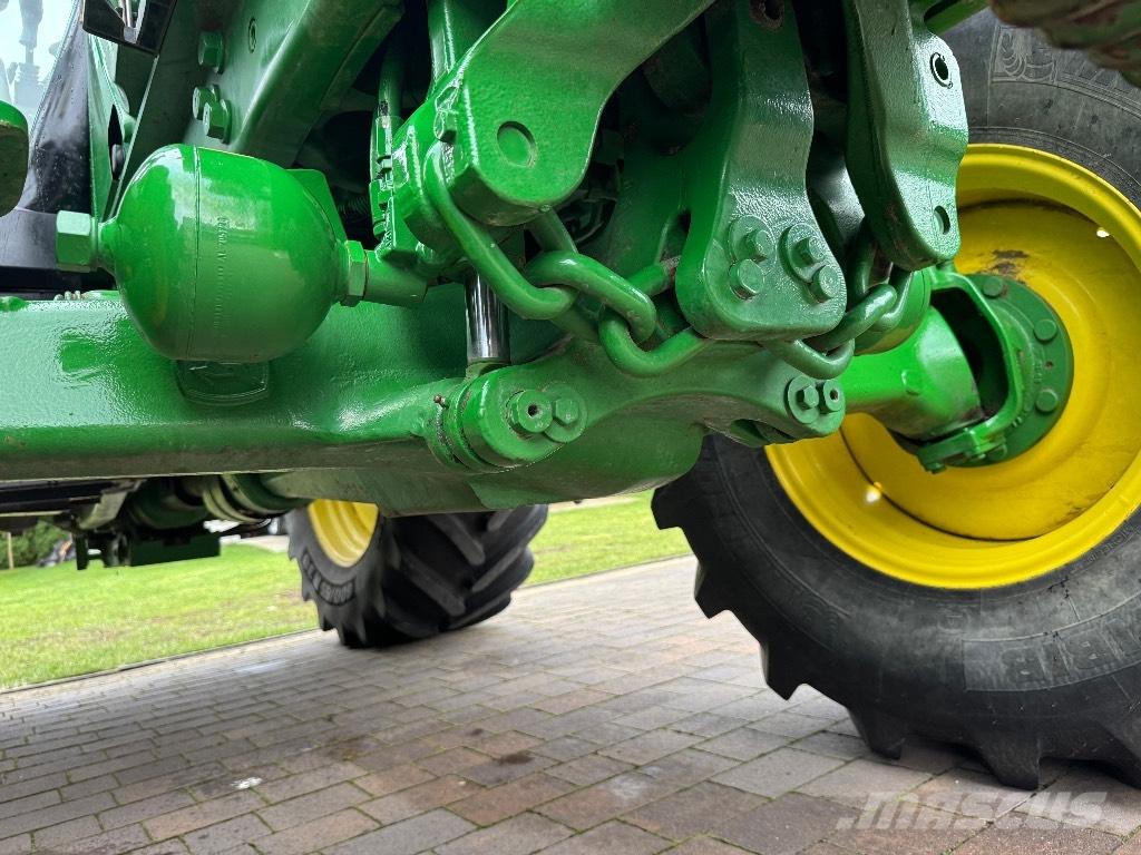 John Deere 6125 M Traktorit