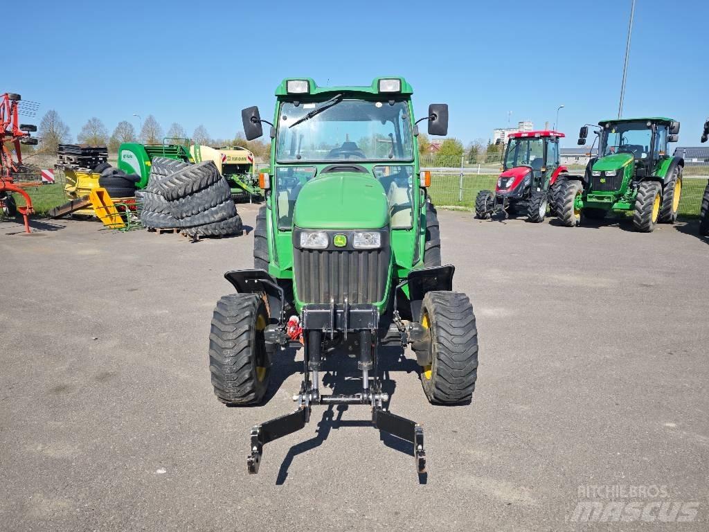 John Deere 4520 Taajamatraktorit
