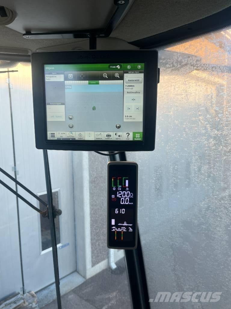 John Deere T660i Leikkuupuimurit